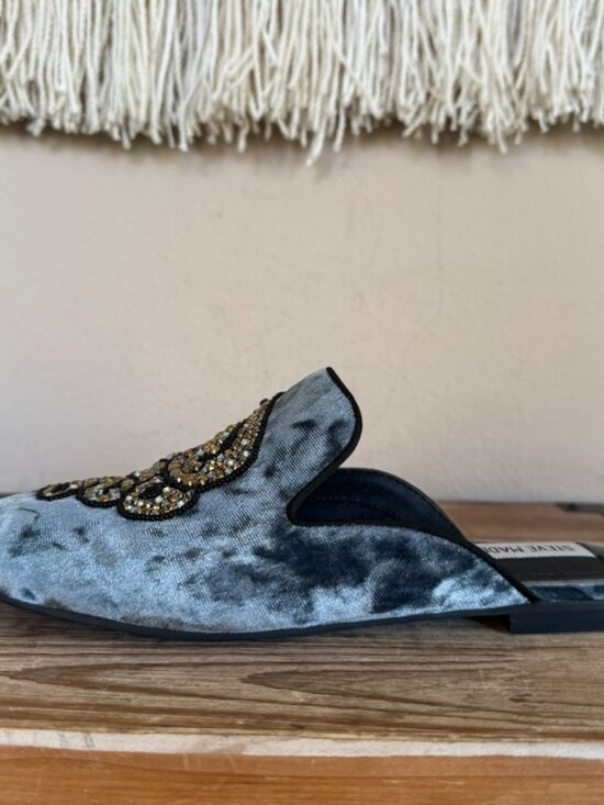 Steve Madden Hyde Blue Velvet Beaded Snake Slip on Flat Loafer Mules Size 8.5 - Picture 6 of 14